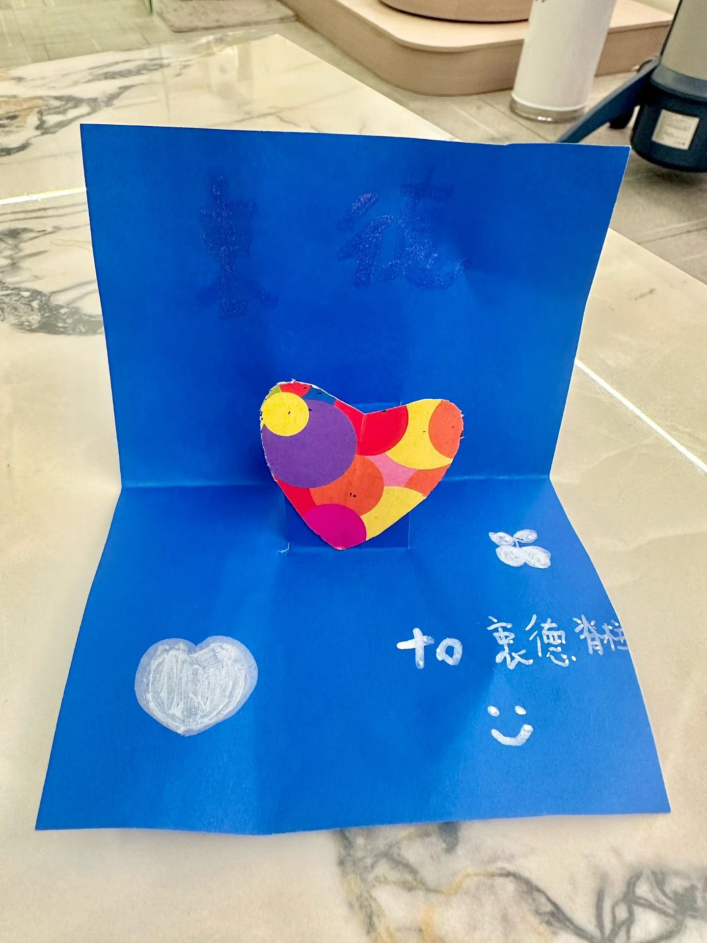 我是桐桐，13度回到0度，谢谢衷德脊柱让我恢复挺拔！